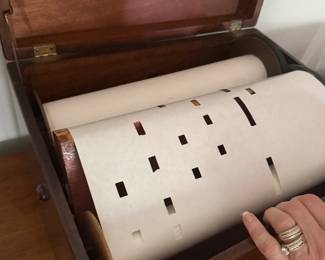 #85- $400 - Cabinetto old crank music box 18x14x11