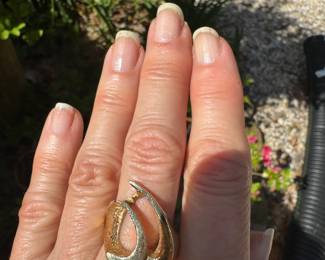 #131 - $578 - 14kt ring - size 6 - 3.28 gr 