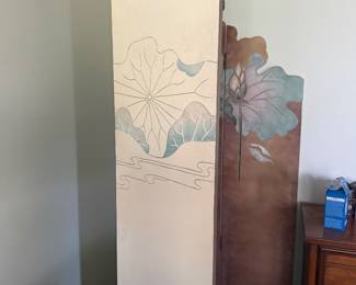 #82 - $400 - Lacquer modern screen floral pastels 64"Wx7'T