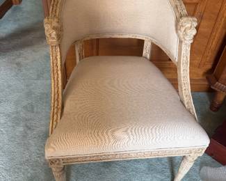 #22 - $150 - Shabby chic linen armchair very good condition 25x26x35T