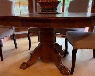 #45 - $240 - Oak pedestal table 58x38x30T