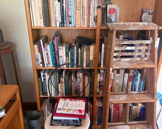 #73 - $180 - Encore Oak bookshelf 4 shelves 4x12x4'11 