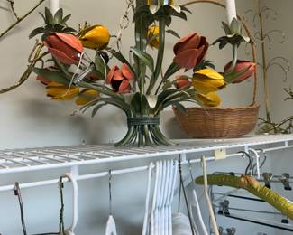 #91 - $100 - metal colored tulip chandelier 22Dx19T