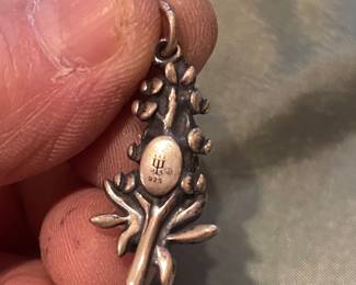 BACK OF BLUEBONNET JAMES AVERY