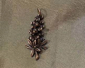 JAMES AVERY BLUEBONNET PENDANT /CHARM