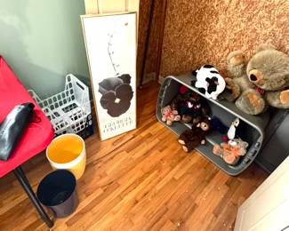 Stuffed Animals, Picture&  Trash Cans
