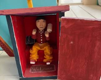 Delbert Buck folk art sculpture, 15" x 9" x 9"