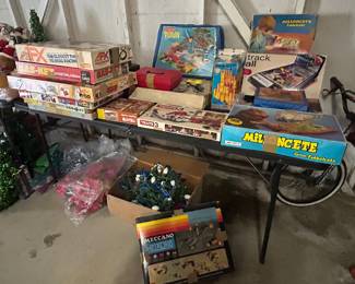 Vintage games , some from spain along with slot track sets and Legos
