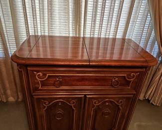 Beautiful buffet sideboard by Stanley Fine Furniture. 