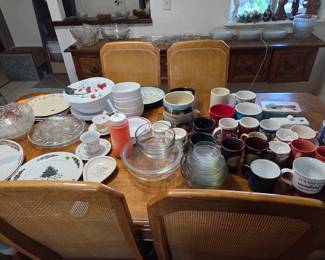 Cups, mugs, plates, bowls
