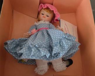 Miss Muffet 452 - Madame Alexander Doll