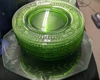 Uranium Glass Salad Or Dessert Plates