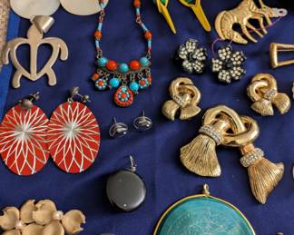 Brooch & Earring set, Sterling pendant frog