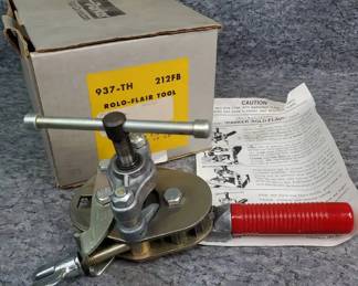 DW174 Parker RoloFlair Tool