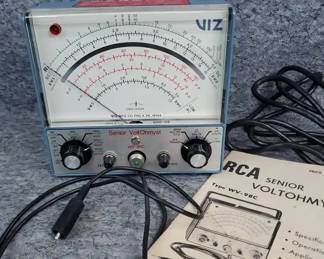 DW105 RCA Senior Voltohmyst Type WV98C