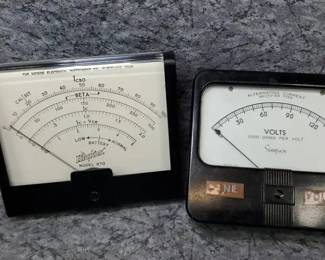 DW115 Hickok Model 870 and Simpson Model 49 Transistor Testers