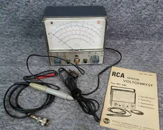 DW102 RCA Senior Voltohmyst Type WV98C