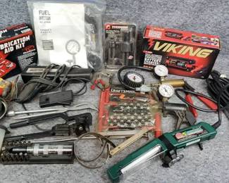 DW204 Large Automotive Service tool Lot