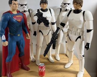 Large Star Wars / Superman figures