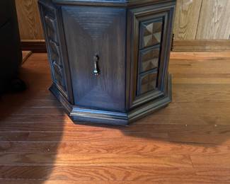 End table