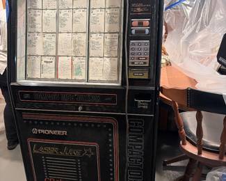 Vintage compact laser juke box pioneer