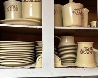 Pfaltzgraff dinner ware