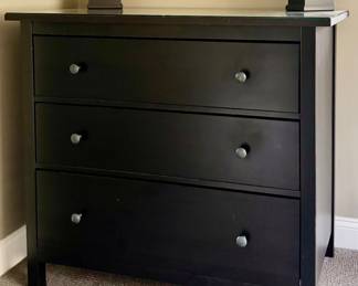 3-Drawer Dresser