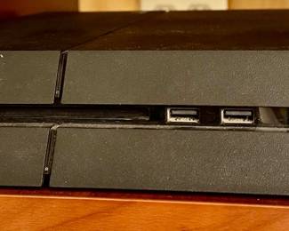 PS4 Game Console