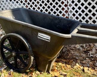 Rubbermaid Wheelbarrow
