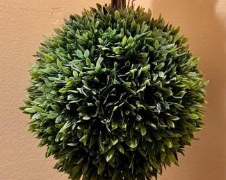 Faux Boxwood Arrangment