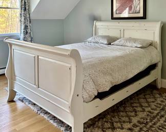 Queen Sleigh Bed