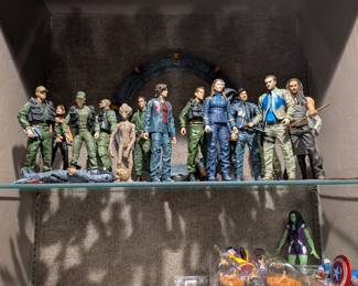 Figures and collectibles 