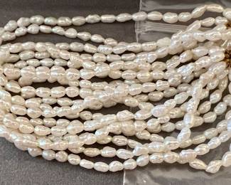 Fresh Water Pearl Bracelet (8 Strand)