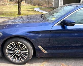 148. BMW 530i 2019 31,500 miles, (new tires)