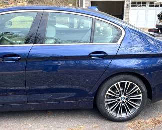 148. BMW 530i 2019 31,500 miles, (new tires)