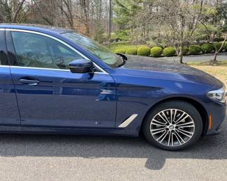 148. BMW 530i 2019 31,500 miles, (new tires)