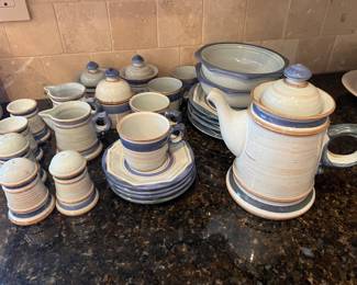 59. Original Gerz West German Dinnerware Set (25pc)