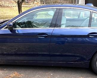 148. BMW 530i 2019 31,500 miles, (new tires)