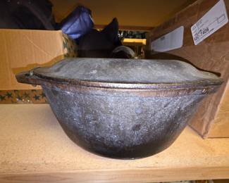 Cast Iron Dutch Over