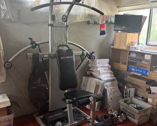 Bow flex exercise equipment