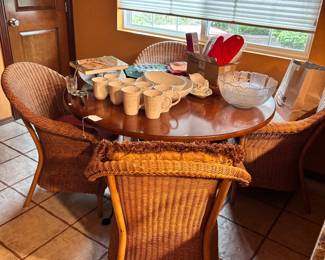Kitchen dinette set wicker