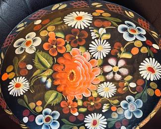 Painted wooden bowl 