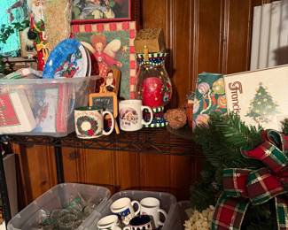 Christmas Dinner Ware, Mugs