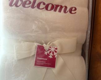 Crate Barrel Welcome Blanket NRFB