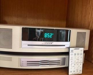 Bose Wave System. Am/Fm/ Cd Changer/Remote