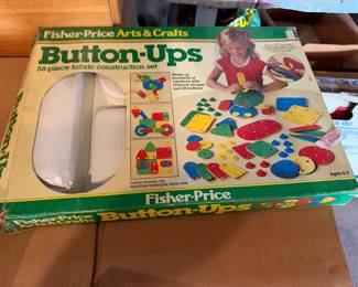 Fisher Price Arts & Crafts Button Ups