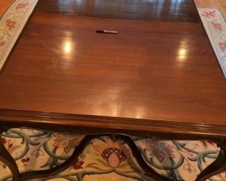 Classic Wood Extendable Dining Table on Wheels