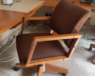 Mid-Century Modern Swivel Office Chair