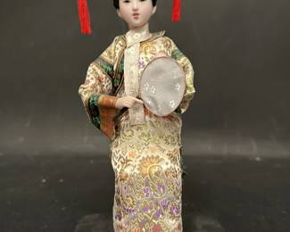 Traditional Chinese Silk Figurine Of Qing Dynasty PrincessNoble Lady
