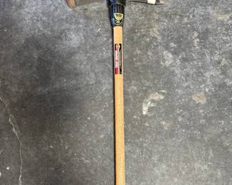 True Temper 5lb WoodHandle Mattock Pick